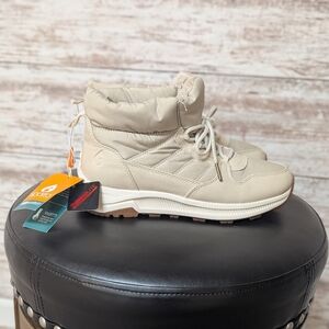 Sporto Women's Beige Winter Boots